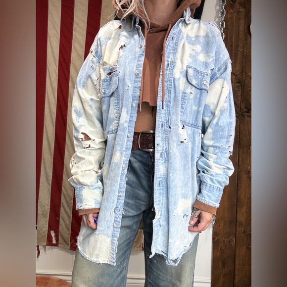 trashxhaus Other - Oversize denim button down